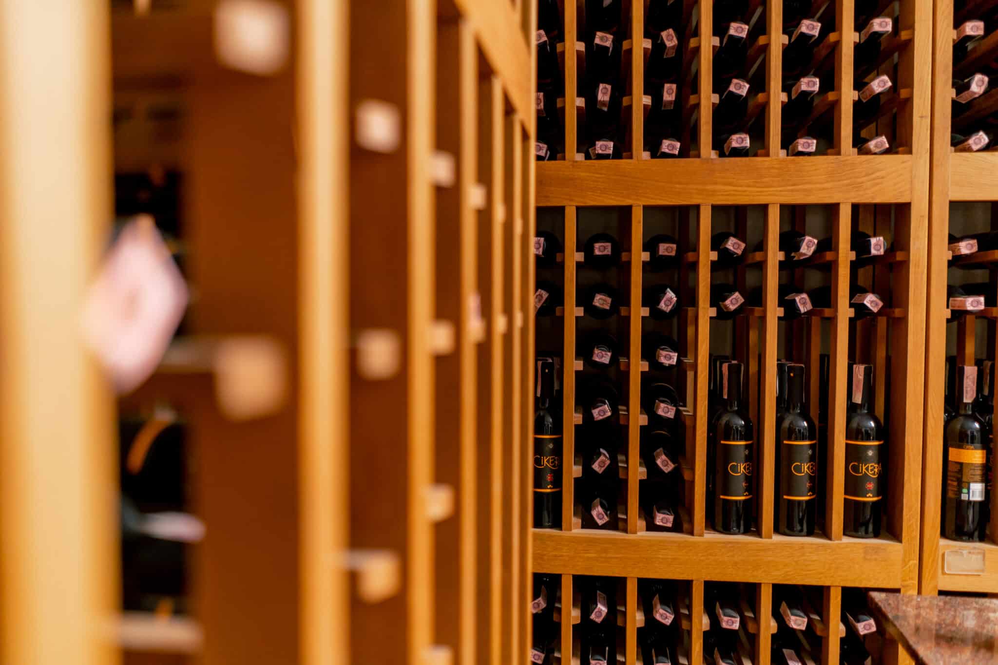 Comment bien conserver un Saint-Émilion Grand Cru dans une cave à vin ?